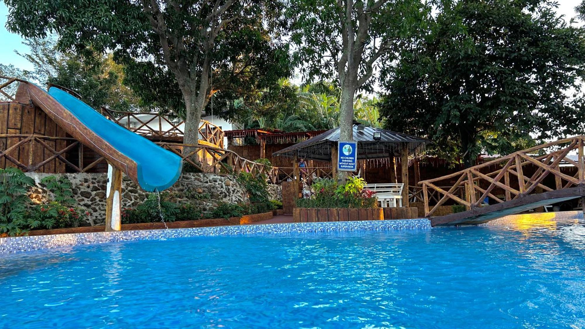 Santiago Private Resort Pililla エクステリア 写真